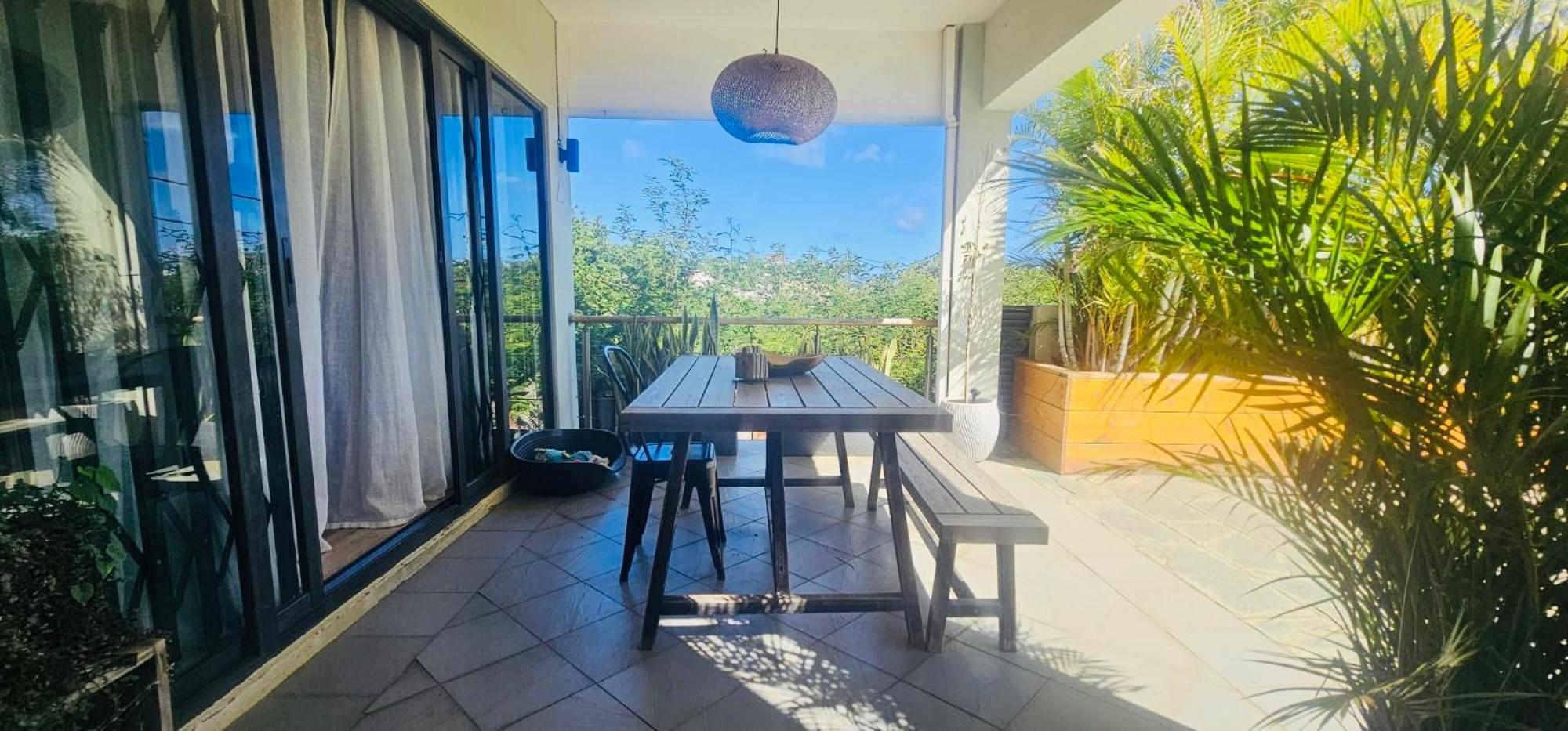 Modern Villa In Grand Bay - Short Walk To Beach Bagian luar foto